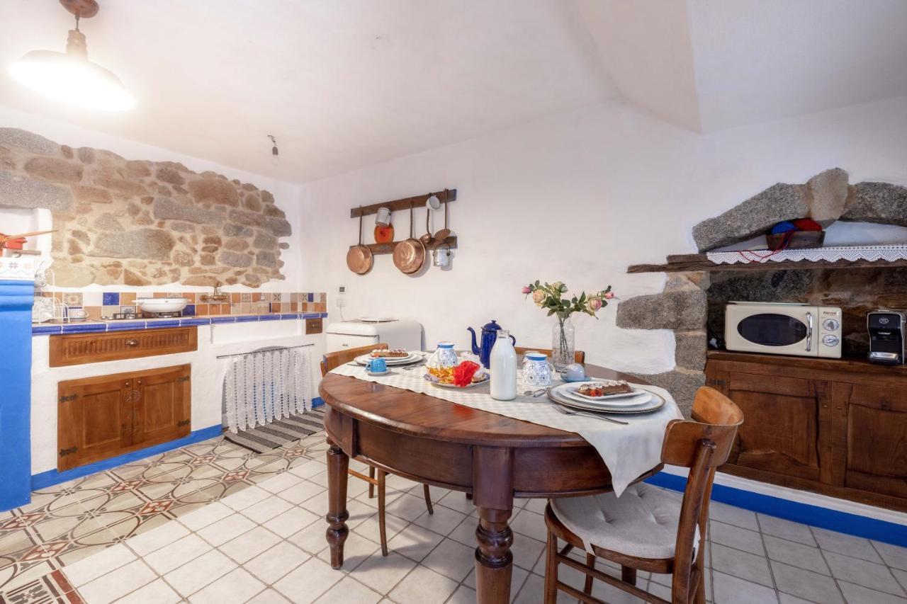 Casa Masini Bed & Breakfast Fonni Bagian luar foto