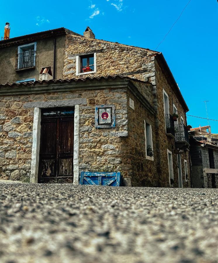 Casa Masini Bed & Breakfast Fonni Bagian luar foto