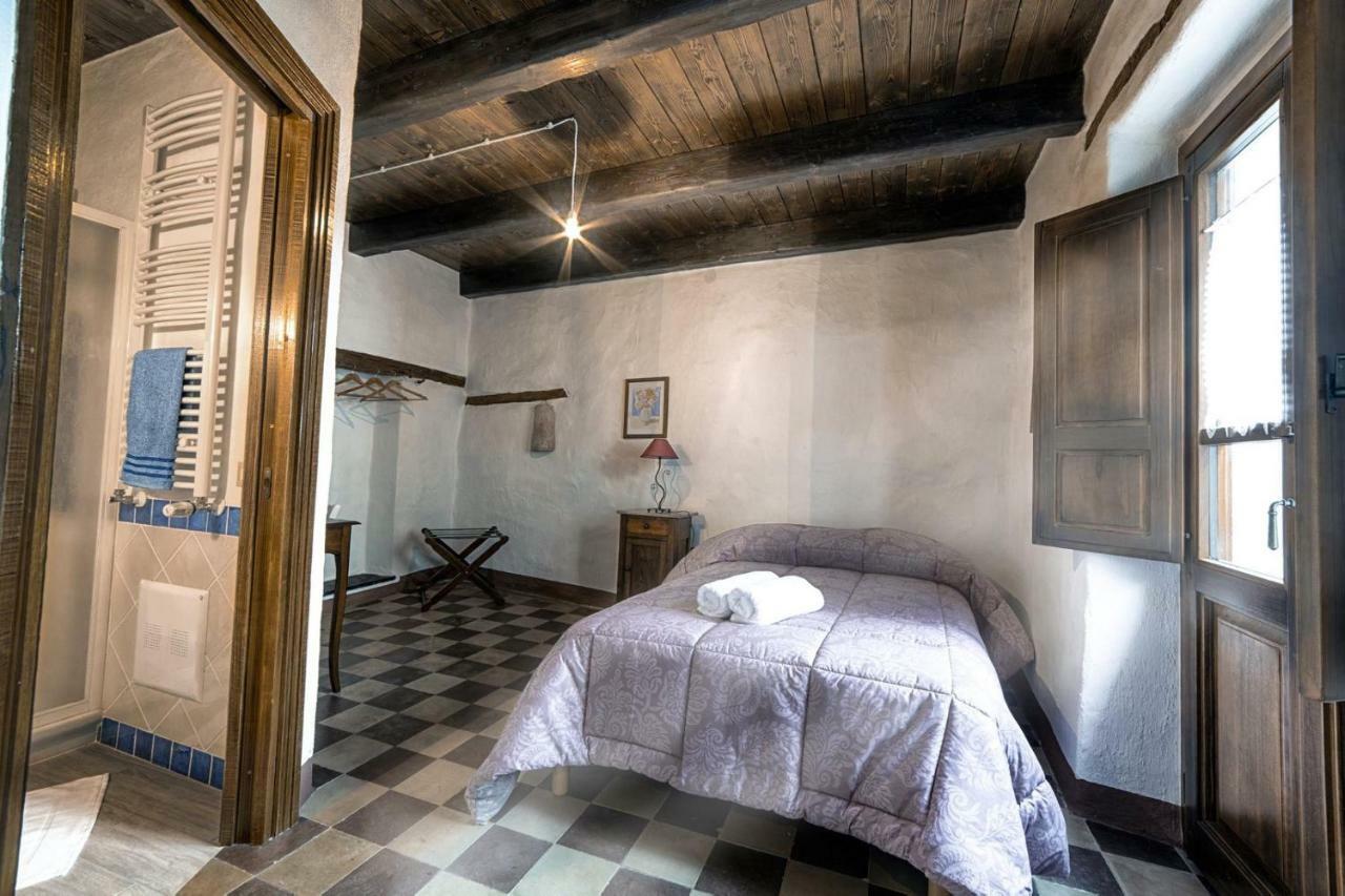 Casa Masini Bed & Breakfast Fonni Bagian luar foto