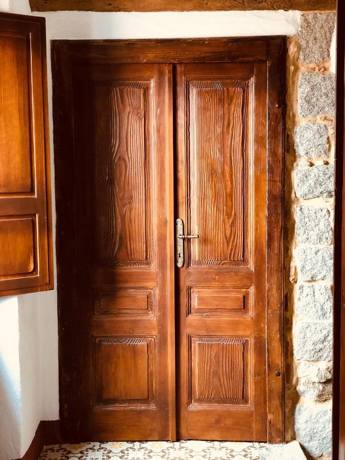 Casa Masini Bed & Breakfast Fonni Bagian luar foto