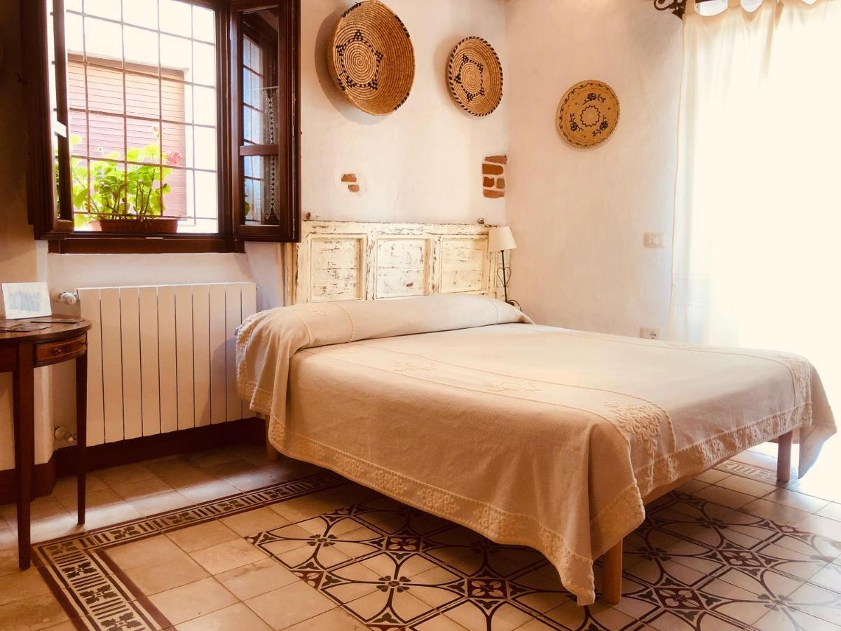 Casa Masini Bed & Breakfast Fonni Bagian luar foto